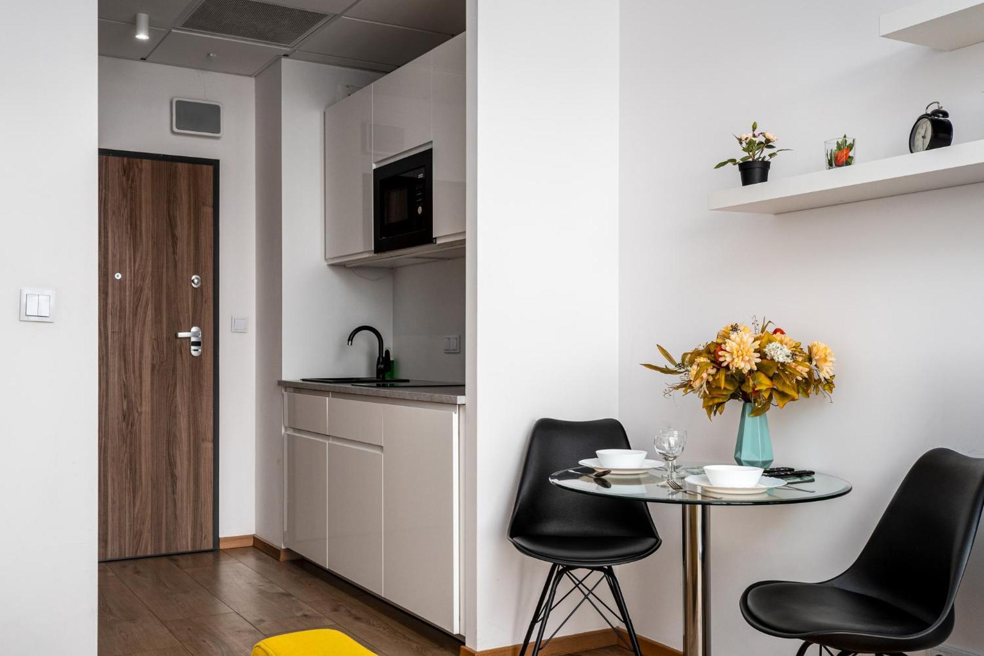 Prymasa Tysiaclecia 83A Free Garage By Perfect Apart Varsóvia Exterior foto